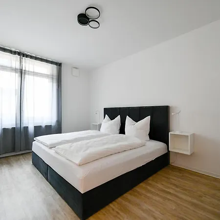 Apartment Am Theater: Modern With Kitchen And Netflix Cottbus