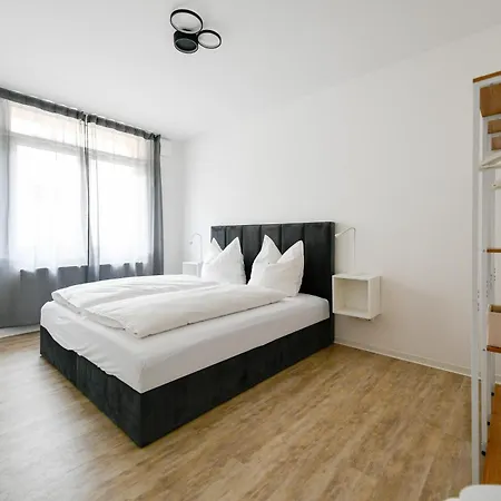 Am Theater - Modern, Zentral Und Ruhig Mit Kueche, Waschtrockner, Netflix, Wlan Und Parkplatz- 2 Zimmer, 52 Qm Apartmán *