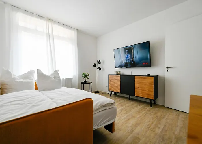 Am Theater - Modern, Zentral Und Ruhig Mit Kueche, Waschtrockner, Netflix, Wlan Und Parkplatz- 2 Zimmer, 52 Qm *