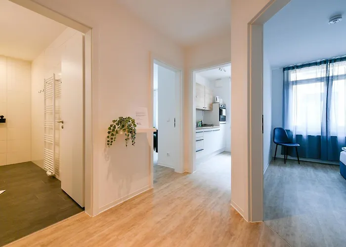 Am Theater - Modern, Zentral Und Ruhig Mit Kueche, Waschtrockner, Netflix, Wlan Und Parkplatz- 2 Zimmer, 52 Qm